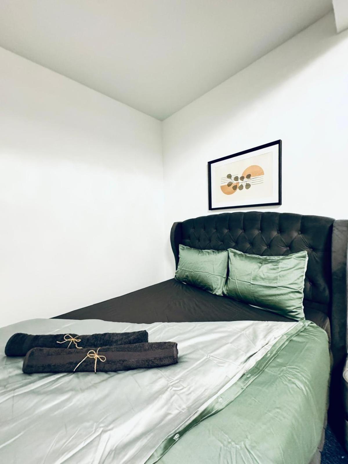 Bright Stay, 7br Shared Only 13min To Belvedere Palace Wenen
