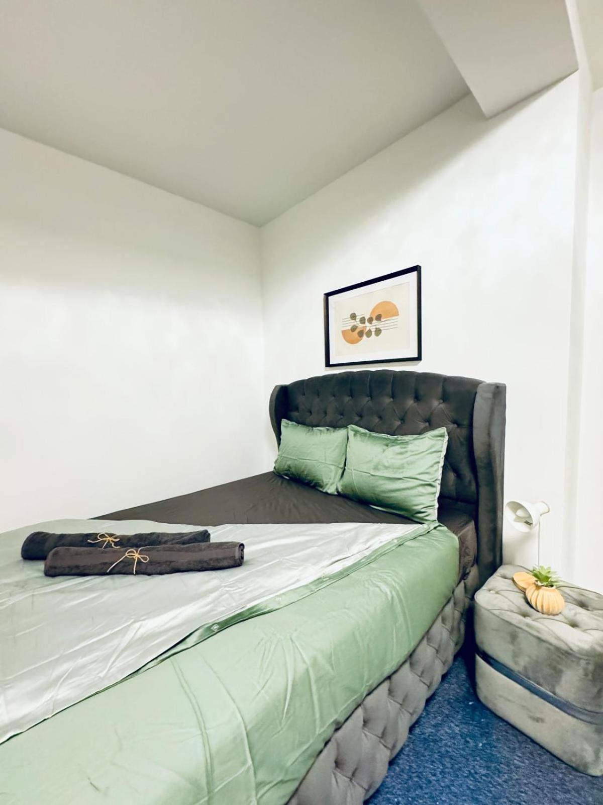 Bright Stay, 7br Shared Only 13min To Belvedere Palace Wenen